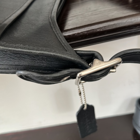 Vintage Coach Legacy Zip #9966 Black - Picture 8 of 14